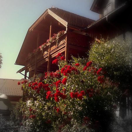 Ferienwohnungen Fischerhaus - Direkt Am See มิลชตัทท์ ภายนอก รูปภาพ