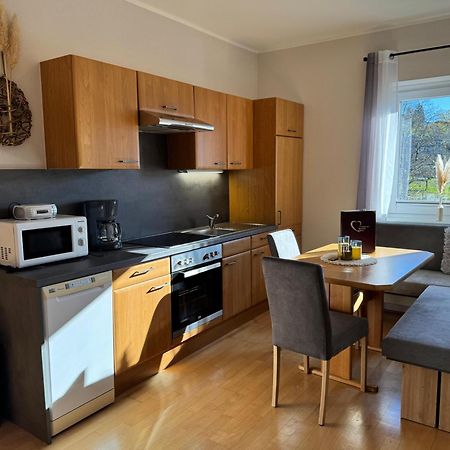 Ferienwohnungen Fischerhaus - Direkt Am See มิลชตัทท์ ภายนอก รูปภาพ