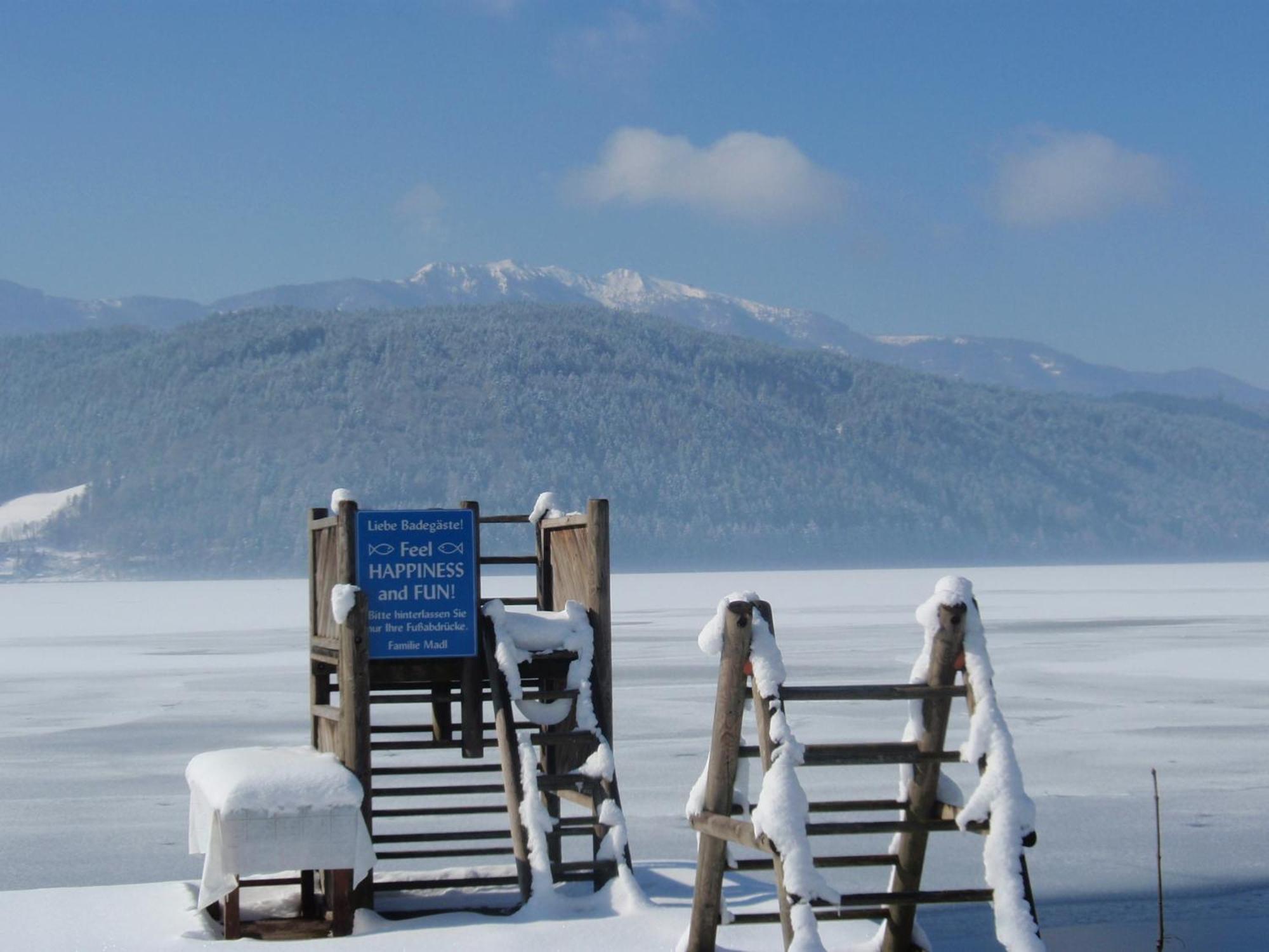 Ferienwohnungen Fischerhaus - Direkt Am See มิลชตัทท์ ภายนอก รูปภาพ