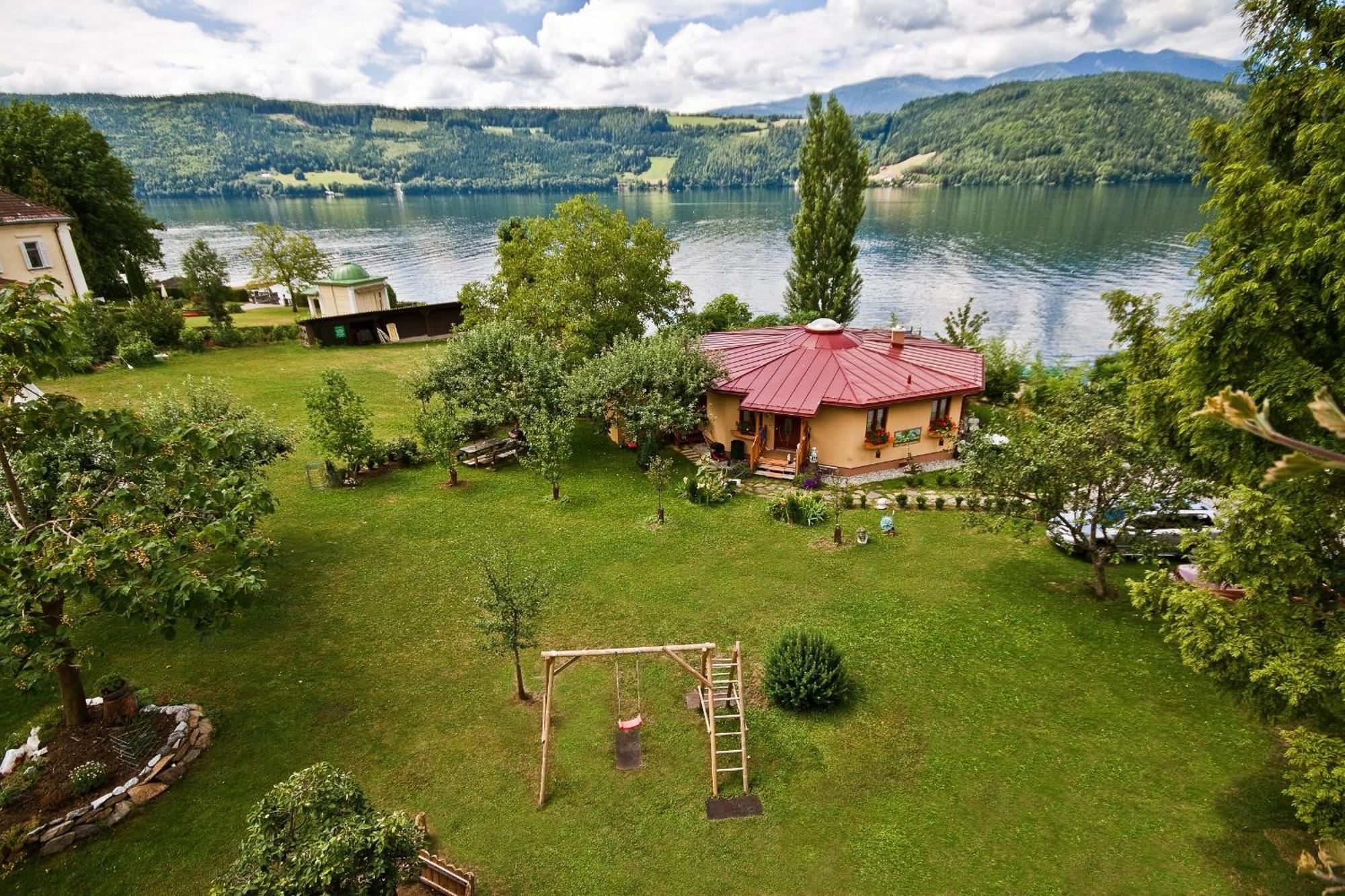 Ferienwohnungen Fischerhaus - Direkt Am See มิลชตัทท์ ภายนอก รูปภาพ