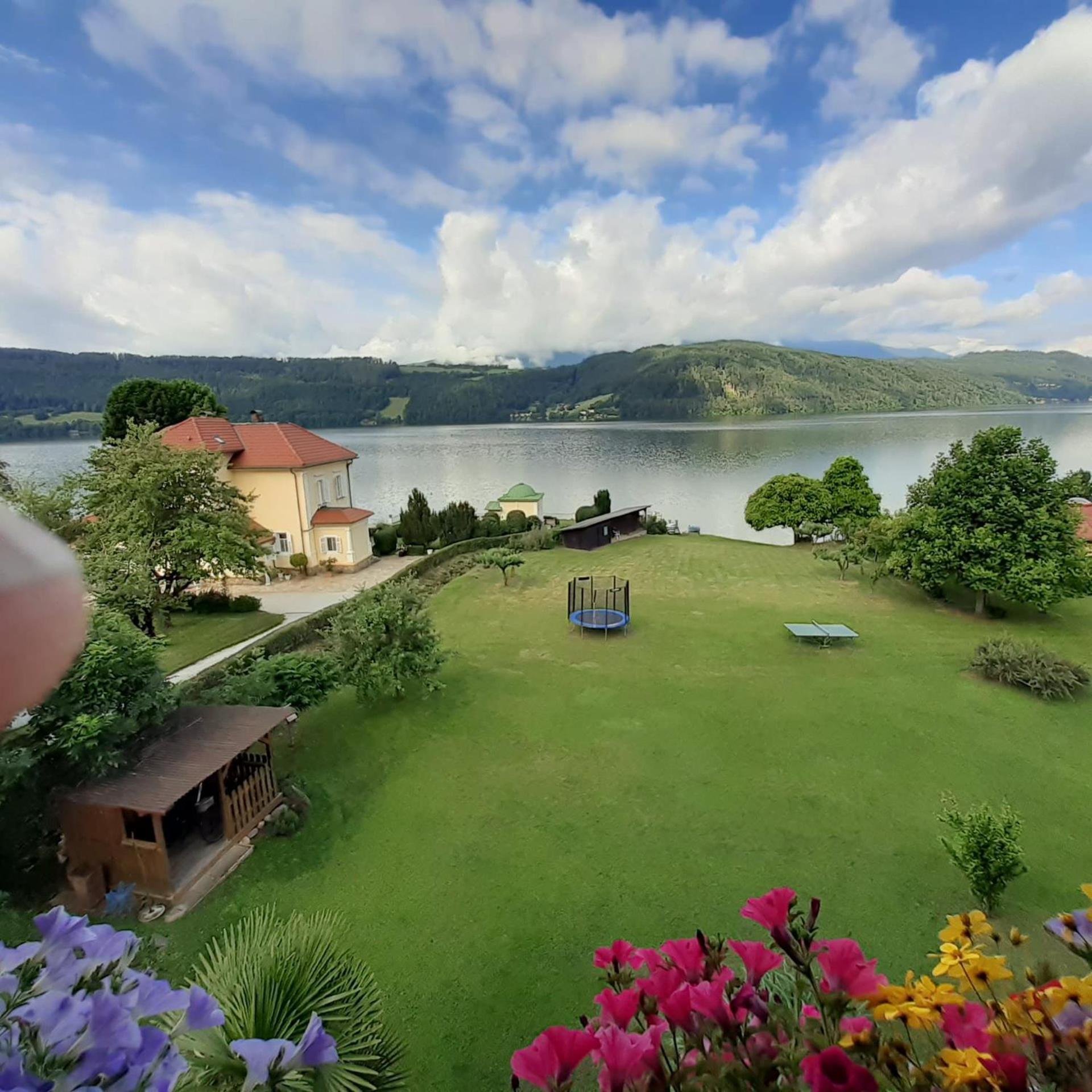 Ferienwohnungen Fischerhaus - Direkt Am See มิลชตัทท์ ภายนอก รูปภาพ